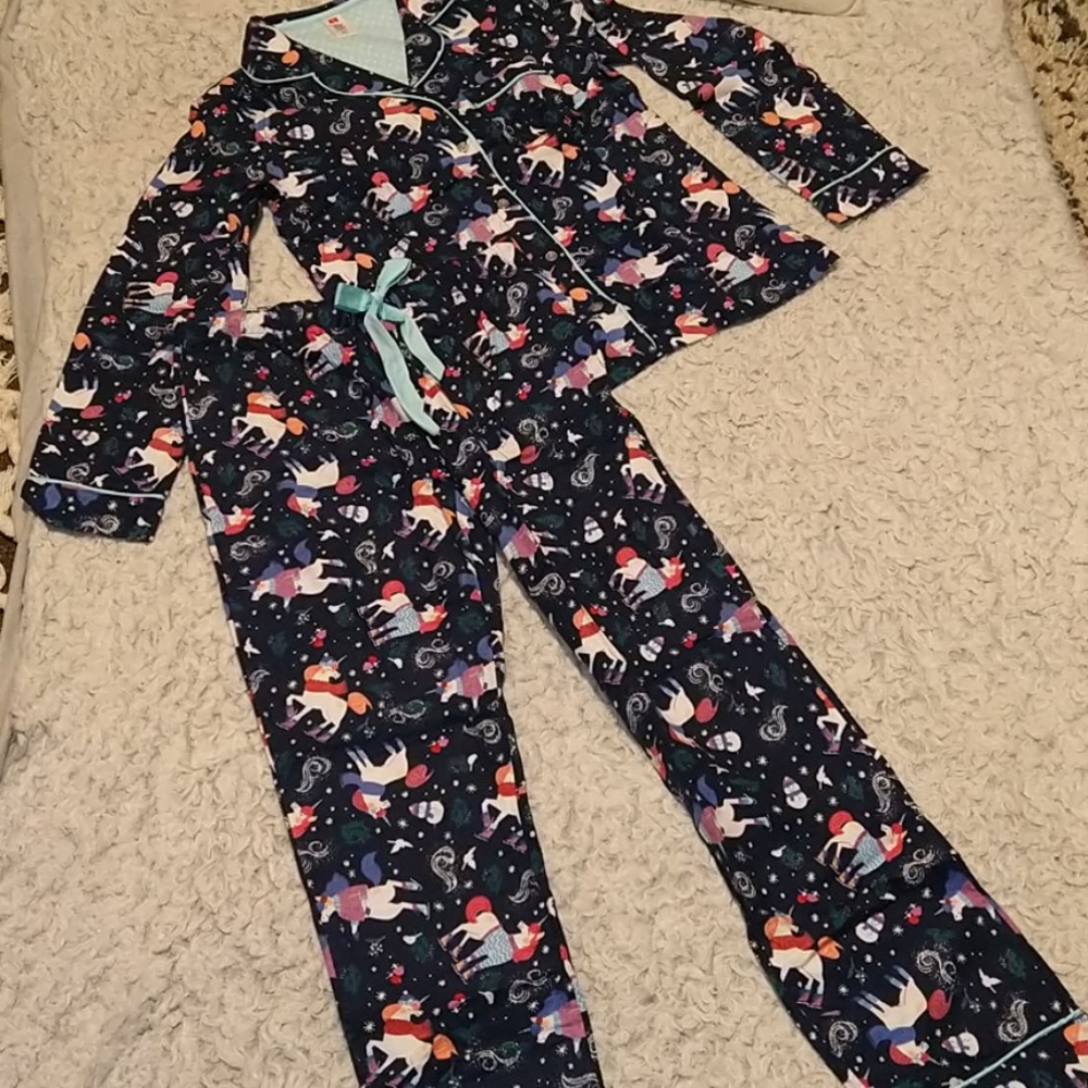 Wondershop Matching Pajama Set